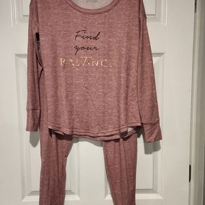 Danskin: Pajamas/Leisure Wear, Size Small